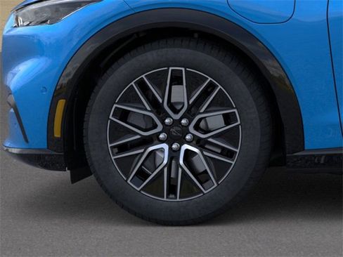 New 2024 Ford Mustang Mach-E Premium image 19