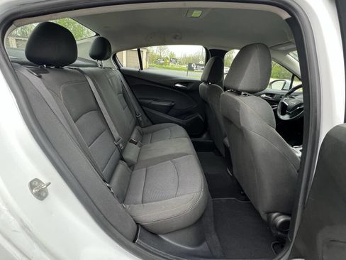 Used 2017 Chevrolet Cruze LS image 26