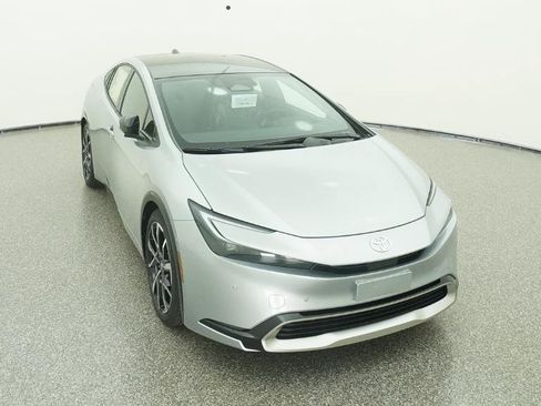 New 2026 Toyota Prius Plug-In Hybrid FWD image 36