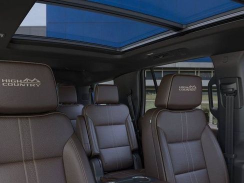 New 2026 Chevrolet Tahoe High Country w/ Sun And Tow Package AWD/4WD image 24