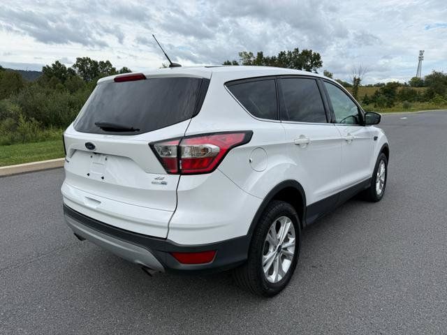 Used 2017 Ford Escape SE AWD/4WD image 6