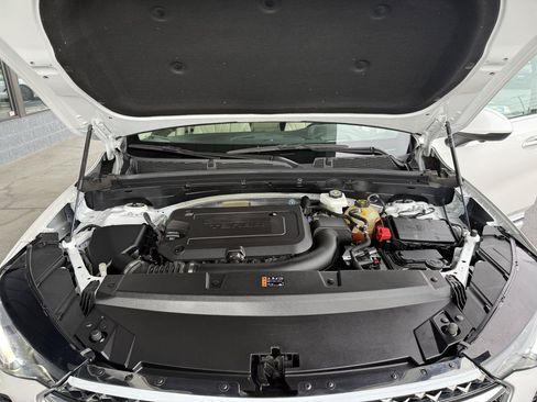 Used 2023 Buick Envision Avenir AWD/4WD image 57