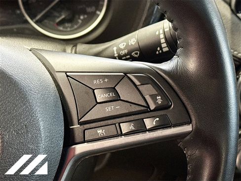 Used 2020 Nissan Sentra SV image 12