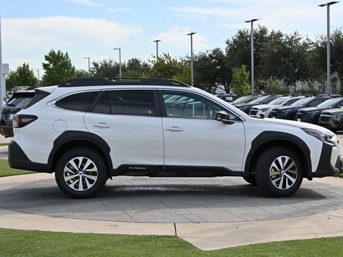 New 2025 Subaru Outback Premium image 2