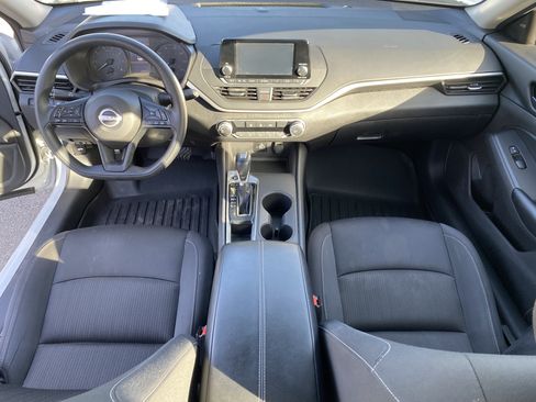 Used 2024 Nissan Altima 2.5 S FWD image 20