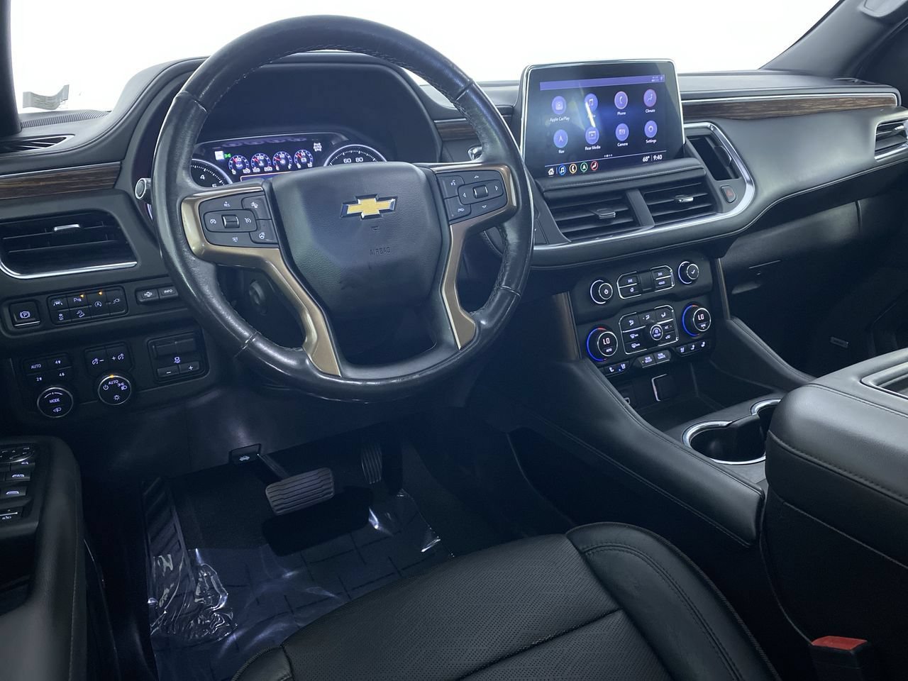 Certified 2021 Chevrolet Suburban High Country AWD/4WD image 2