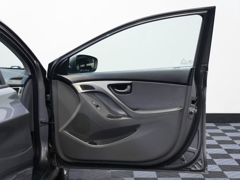 Used 2011 Hyundai Elantra GLS w/ Preferred Equipment Pkg 3 image 22