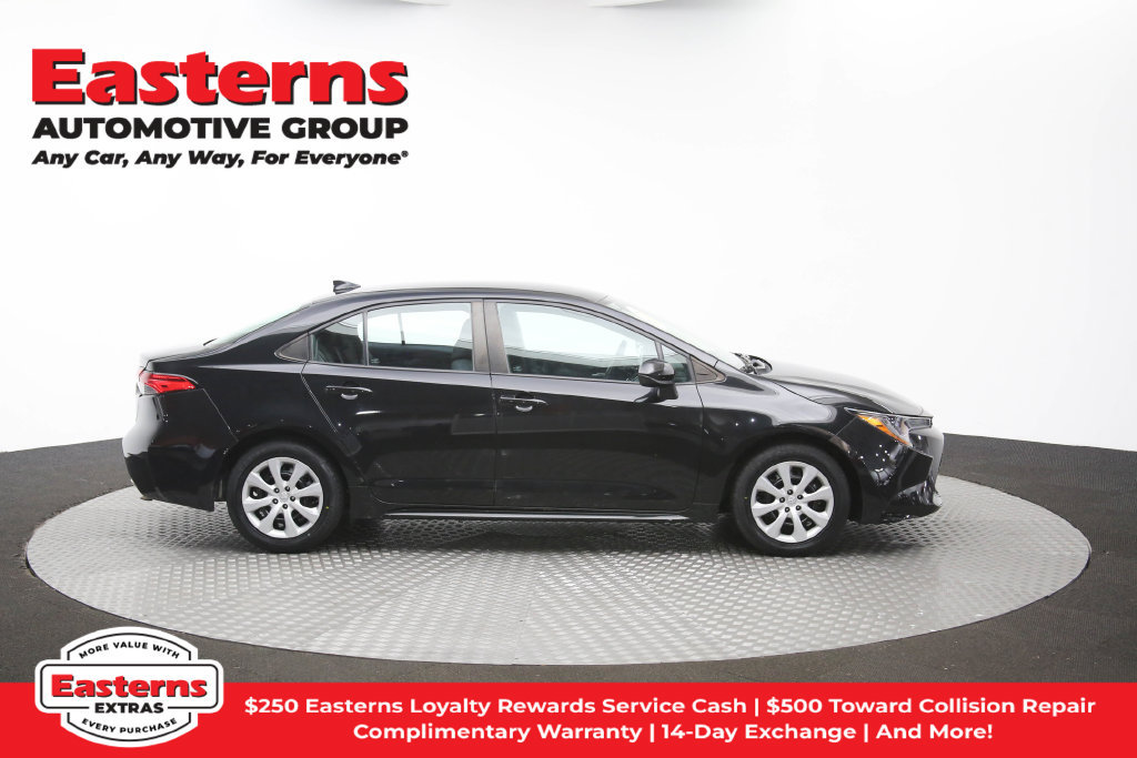 Used 2021 Toyota Corolla LE w/ Carpet Mat Package (TMS) FWD image 48