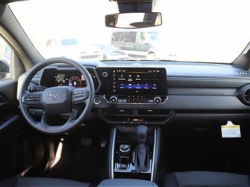 New 2025 Chevrolet Colorado Trail Boss w/ Midnight Edition image 11