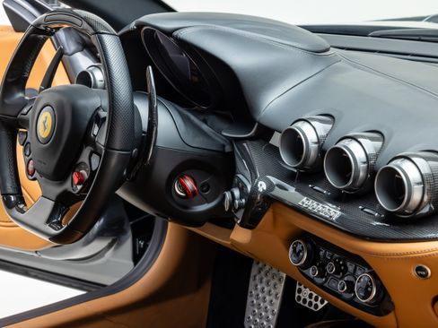 Certified 2015 Ferrari F12 Berlinetta image 75