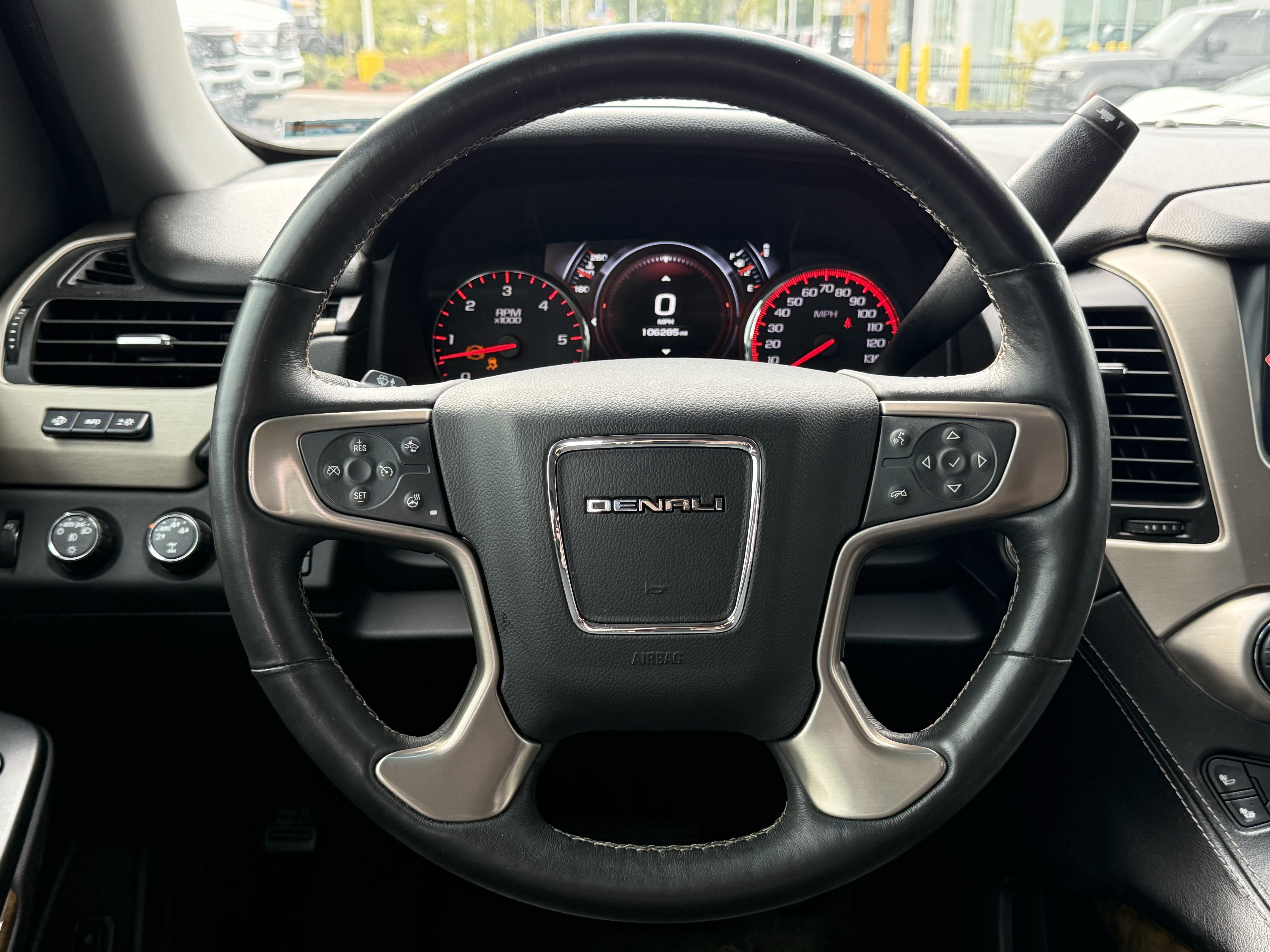 Used 2016 GMC Yukon Denali w/ Open Road Package AWD/4WD image 6