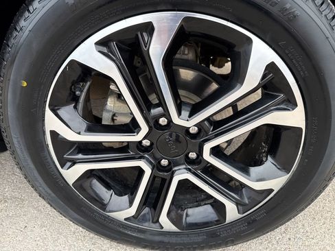 Used 2022 Jeep Compass Limited image 26