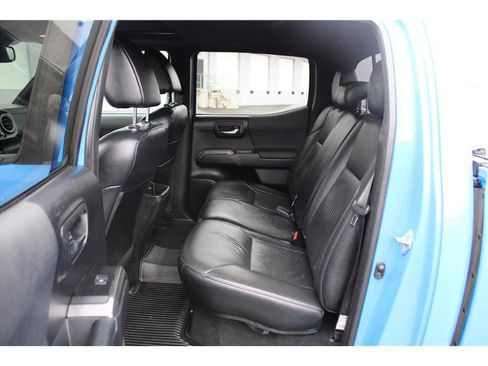 Used 2020 Toyota Tacoma TRD Sport w/ TRD Premium Sport Package image 13