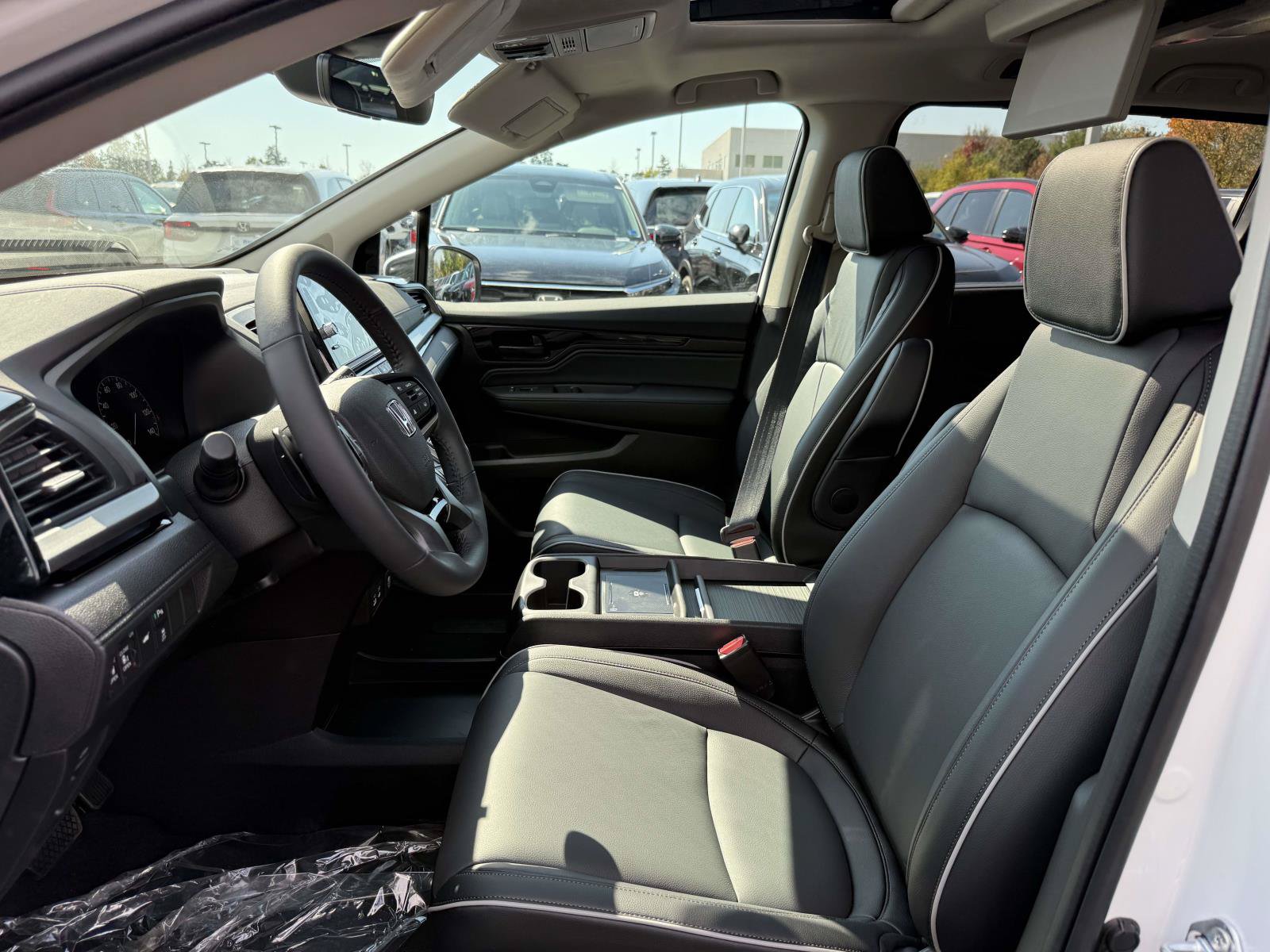 New 2027 Honda Odyssey Touring image 12