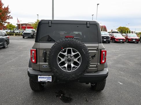 New 2025 Ford Bronco Badlands image 6