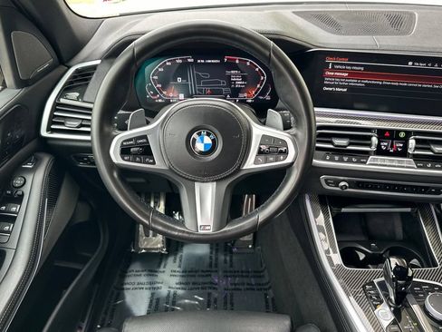 Used 2022 BMW X5 M50i w/ Parking Assistance Package AWD/4WD image 15