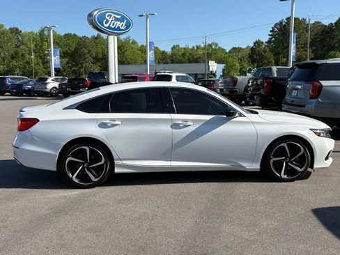 Used 2021 Honda Accord Sport image 6