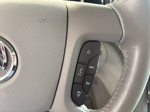 Used 2017 Buick Enclave Leather AWD/4WD image 25