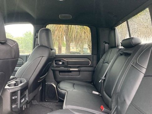 Used 2024 RAM 5500 4x4 Crew Cab image 22