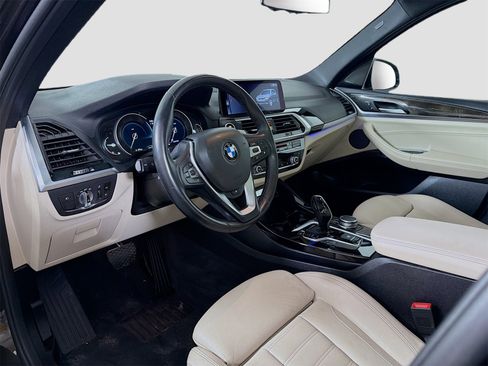 Used 2019 BMW X3 xDrive30i w/ Premium Package image 10