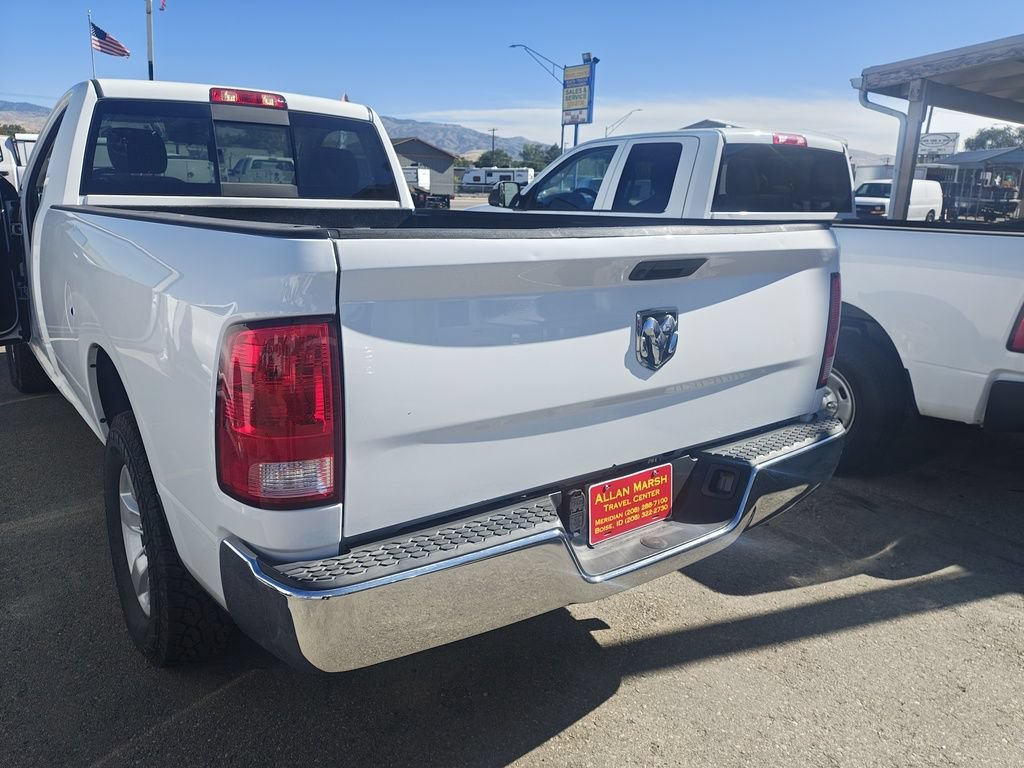 Used 2019 RAM 1500 Classic SLT AWD/4WD image 5