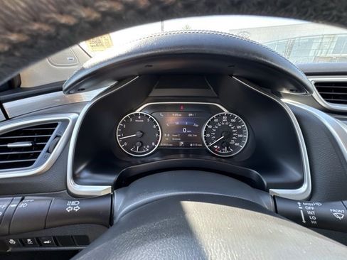 Used 2018 Nissan Murano Platinum w/ Cargo Package FWD image 11