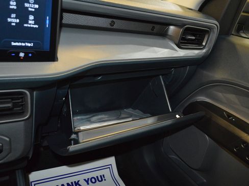 Used 2025 Ford Maverick XL w/ Equipment Group 102A image 21