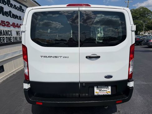 Used 2025 Ford Transit 250 Low Roof w/ Exterior Upgrade Package RWD image 6