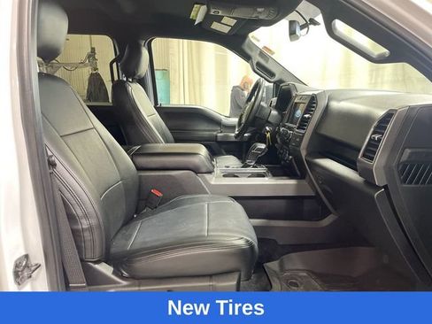 Used 2017 Ford F150 XLT w/ Equipment Group 302A Luxury AWD/4WD image 25