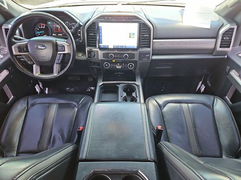 Used 2022 Ford F250 Platinum AWD/4WD image 23