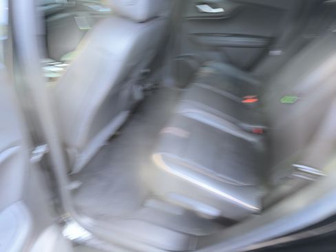 Used 2022 Chevrolet Blazer Premier AWD/4WD image 20