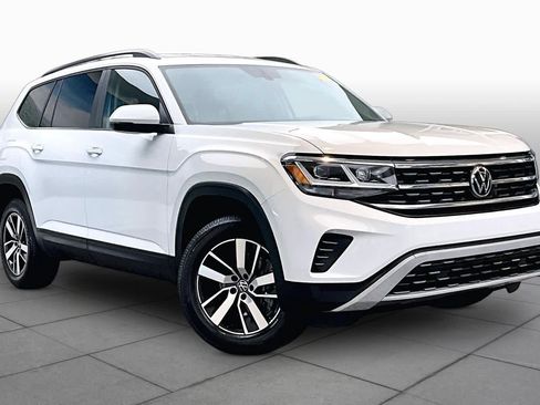 Used 2022 Volkswagen Atlas SE FWD image 3