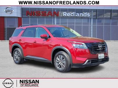 Certified 2024 Nissan Pathfinder SV w/ Black Appearance Package