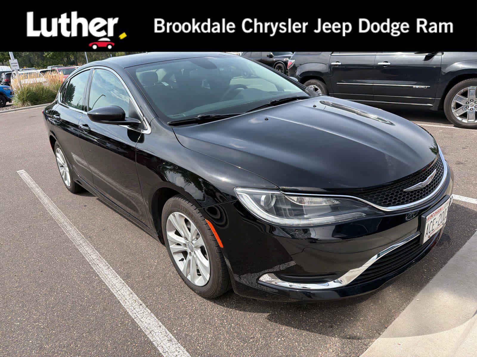 Used 2016 Chrysler 200 Limited FWD image 1