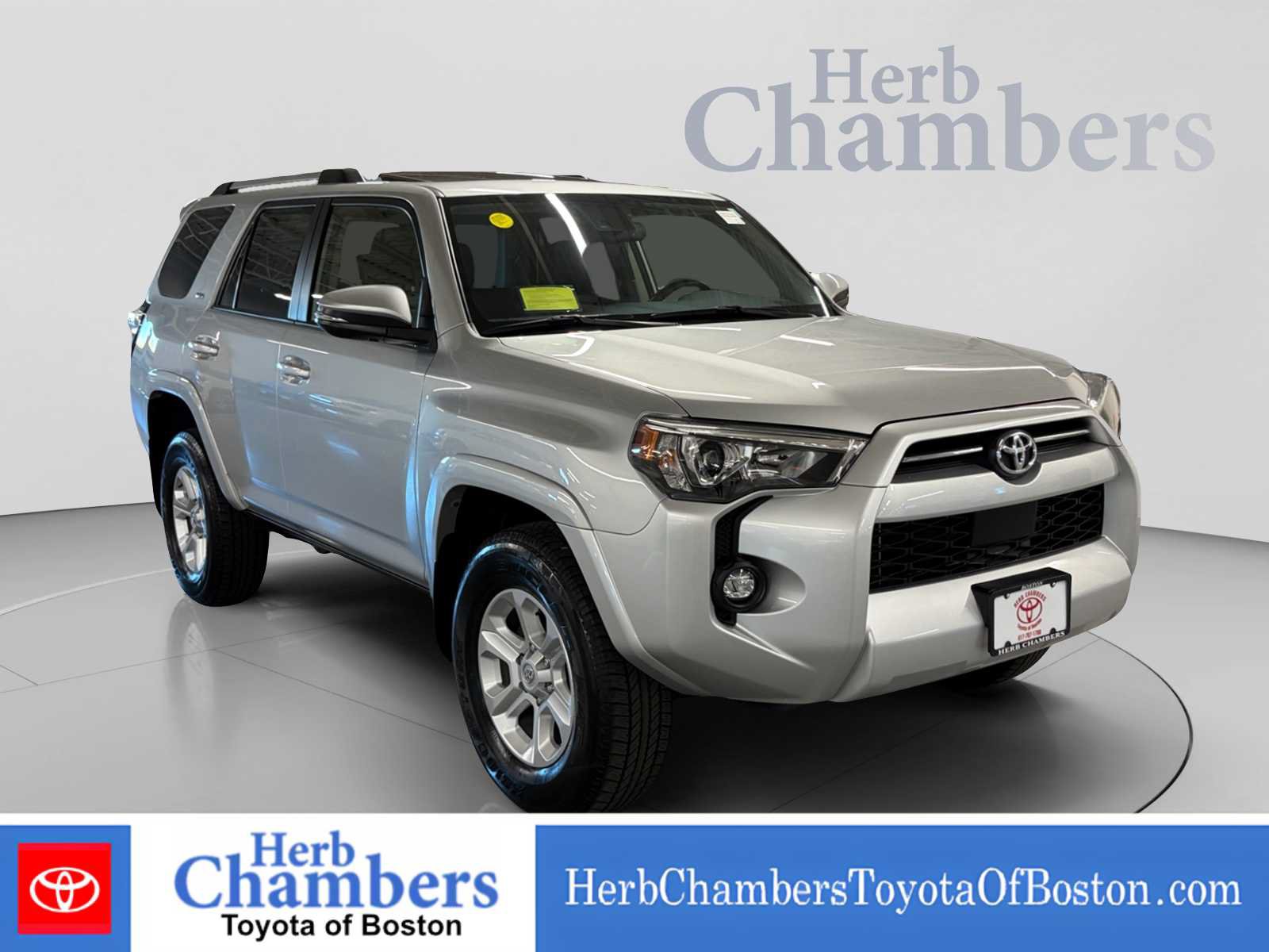 Used 2024 Toyota 4Runner SR5 Premium w/ Moonroof Package AWD/4WD image 1