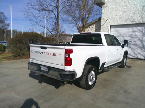 Used 2024 Chevrolet Silverado 2500 LT w/ Convenience Package image 11