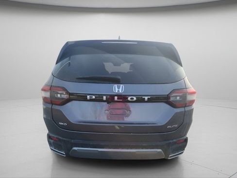 New 2026 Honda Pilot Elite image 6