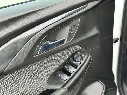 Certified 2021 Chevrolet TrailBlazer LS image 18