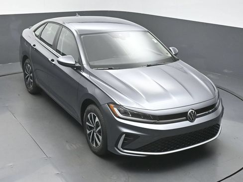 Used 2025 Volkswagen Jetta S FWD image 42
