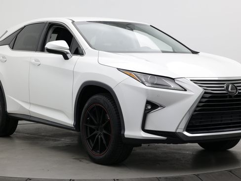 Used 2018 Lexus RX 350 FWD w/ Accessory Package image 3