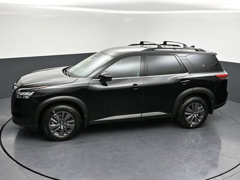 New 2026 Nissan Pathfinder SV AWD/4WD image 27