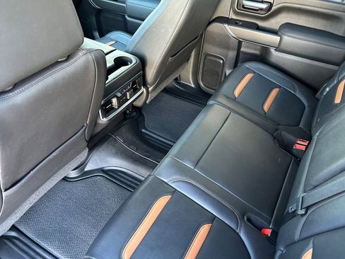 Used 2022 GMC Sierra 2500 AT4 image 12