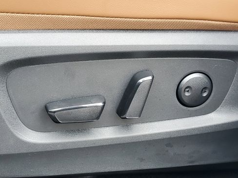 New 2026 Nissan Pathfinder Platinum image 6