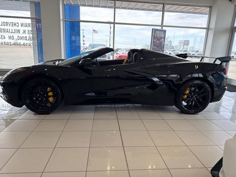 New 2026 Chevrolet Corvette Stingray Convertible w/ 1LT RWD image 7