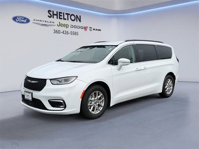 Used 2022 Chrysler Pacifica Touring-L