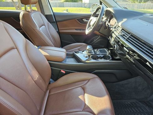 Used 2019 Audi Q7 3.0T Premium Plus w/ Premium Plus Package AWD/4WD image 20