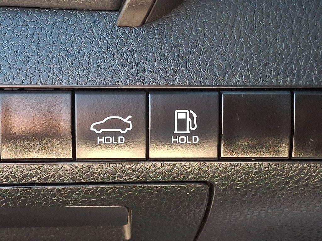 Used 2024 Toyota Camry SE FWD image 25