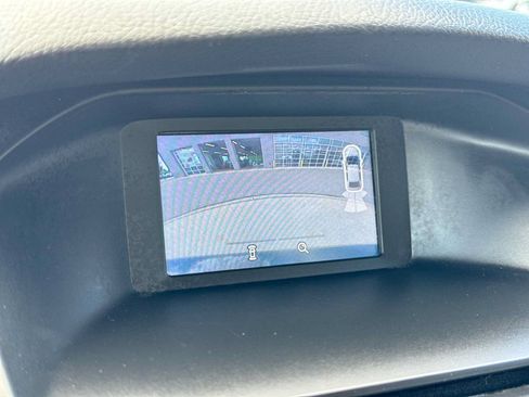 Used 2016 Ford Focus SE w/ Equipment Group 201A FWD image 29
