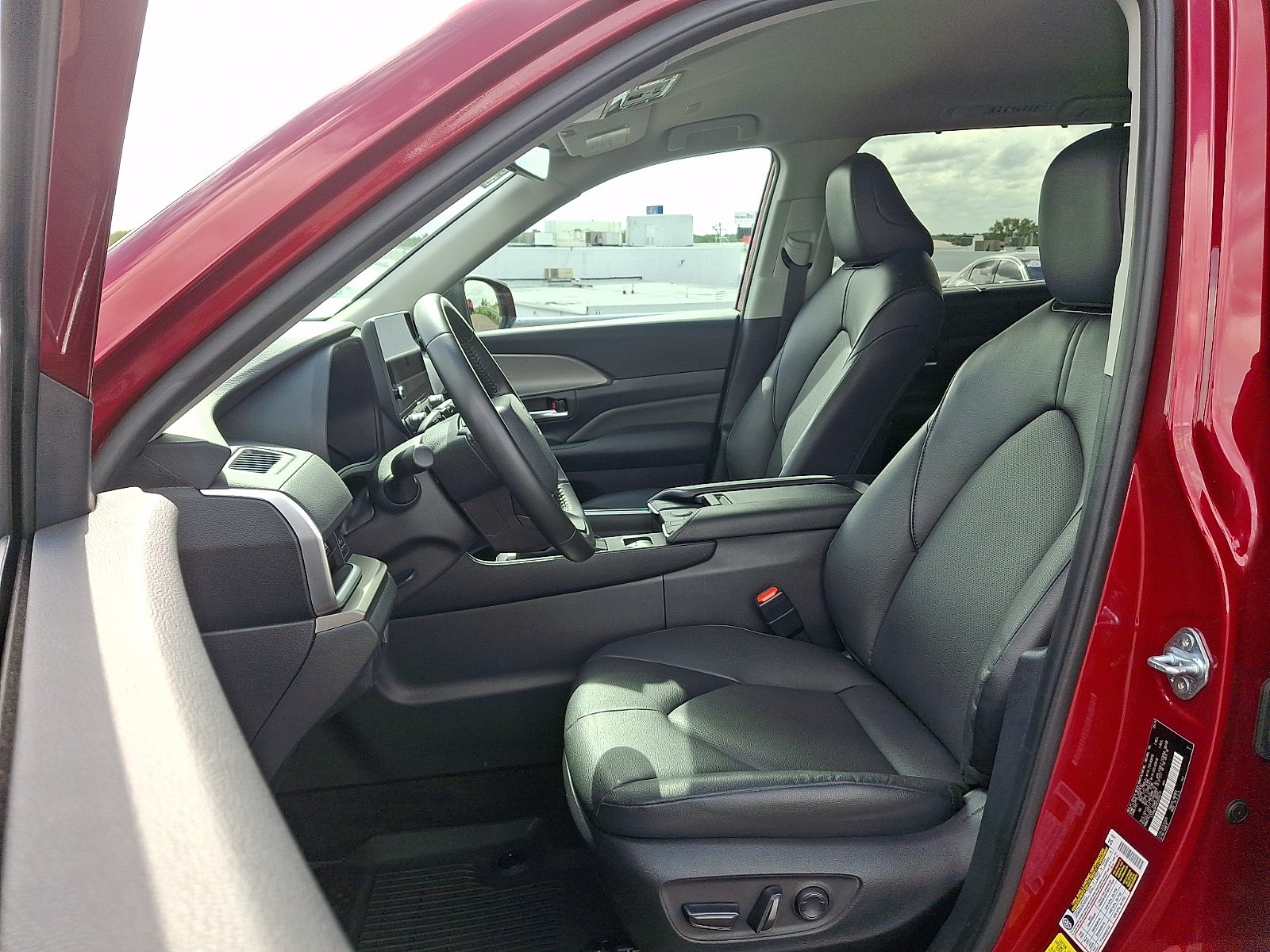 Used 2024 Toyota Grand Highlander AWD image 14