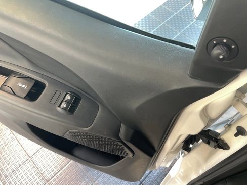 Used 2021 RAM ProMaster City Tradesman SLT FWD image 6